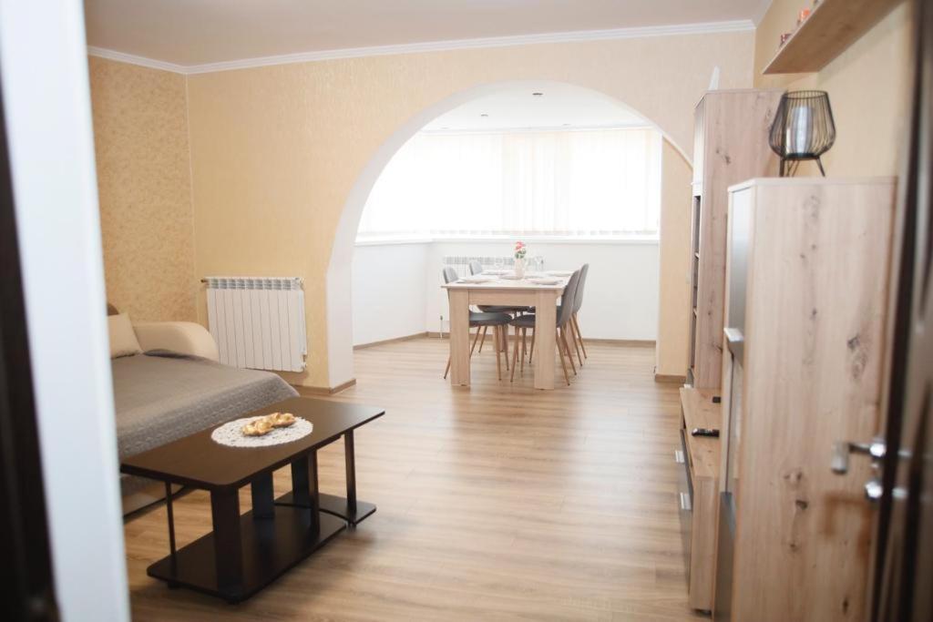 Mio Apartments Focsani Exterior photo